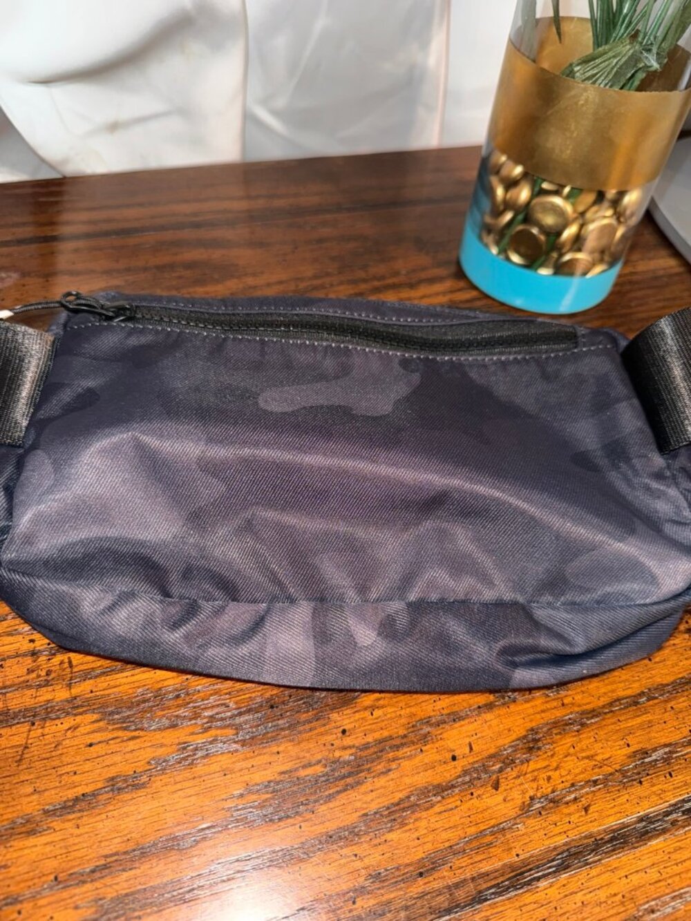 Fabletics The Big Belt Bag Black Camo NWT